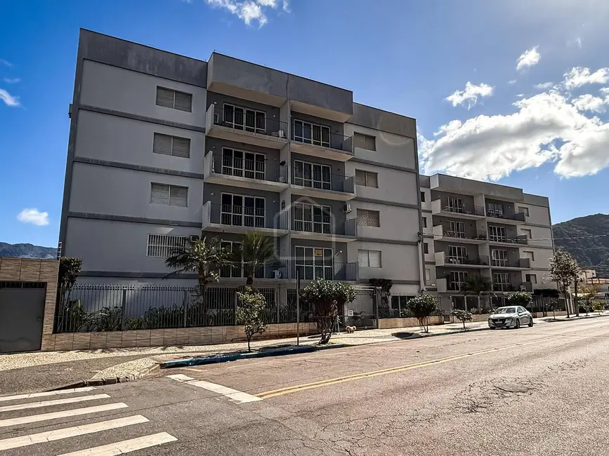 Foto 4 de Apartamento com 2 quartos à venda, 100m2 em Centro, Caraguatatuba - SP