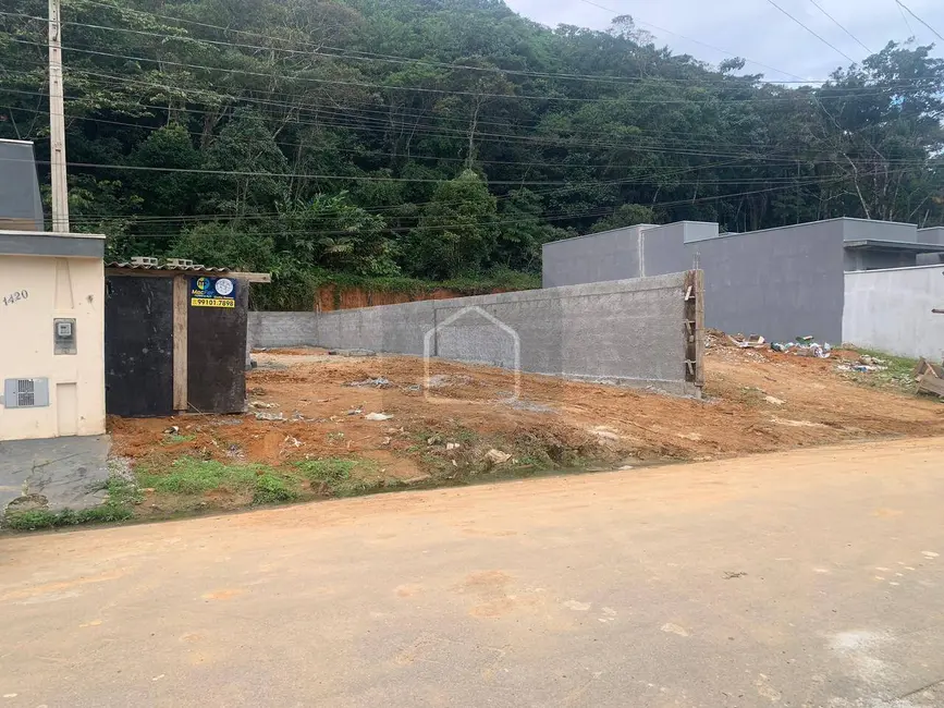 Foto 7 de Terreno / Lote à venda, 137m2 em Massaguaçu, Caraguatatuba - SP
