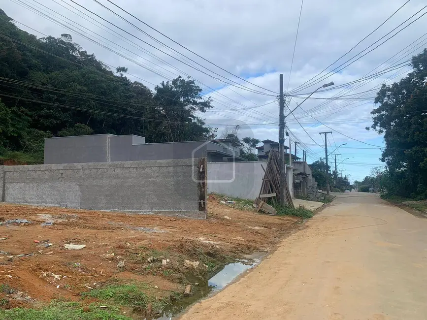 Foto 3 de Terreno / Lote à venda, 137m2 em Massaguaçu, Caraguatatuba - SP
