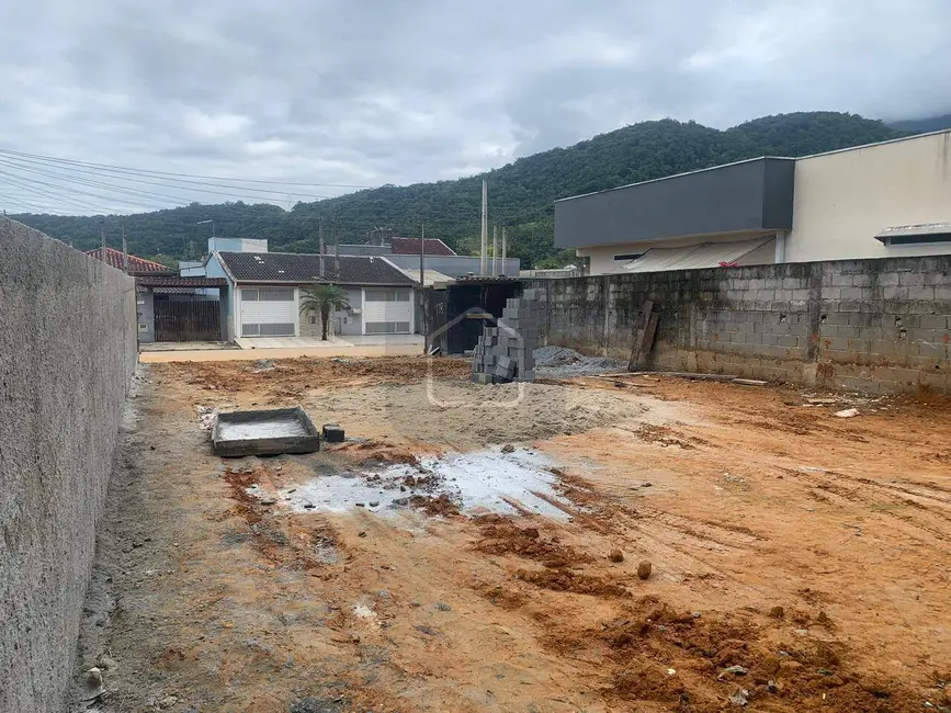 Foto 4 de Terreno / Lote à venda, 290m2 em Massaguaçu, Caraguatatuba - SP