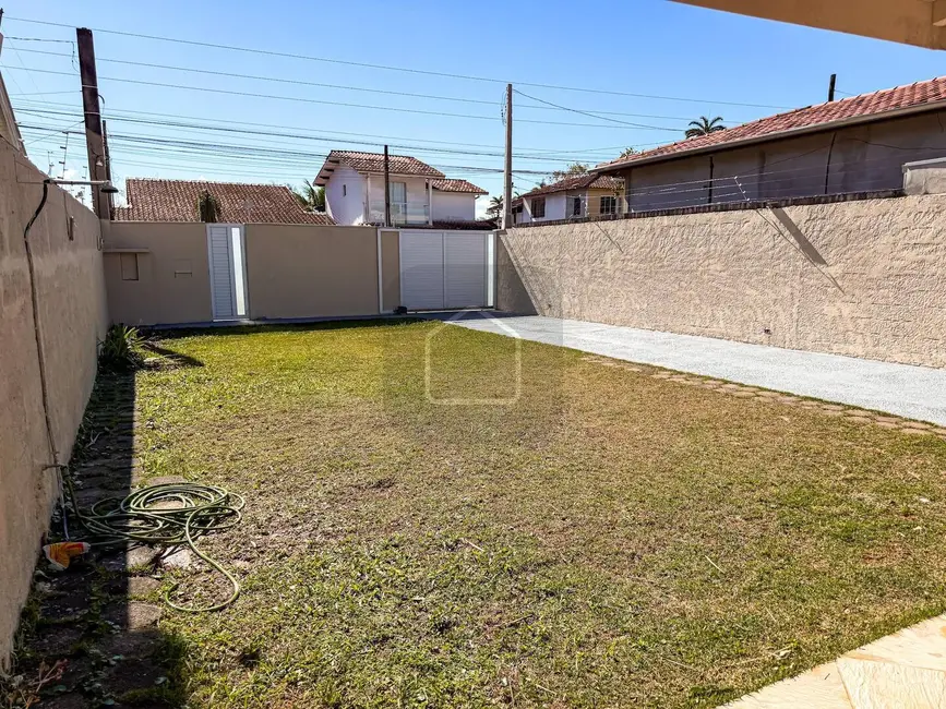 Foto 4 de Casa com 2 quartos à venda e para alugar, 280m2 em Massaguaçu, Caraguatatuba - SP