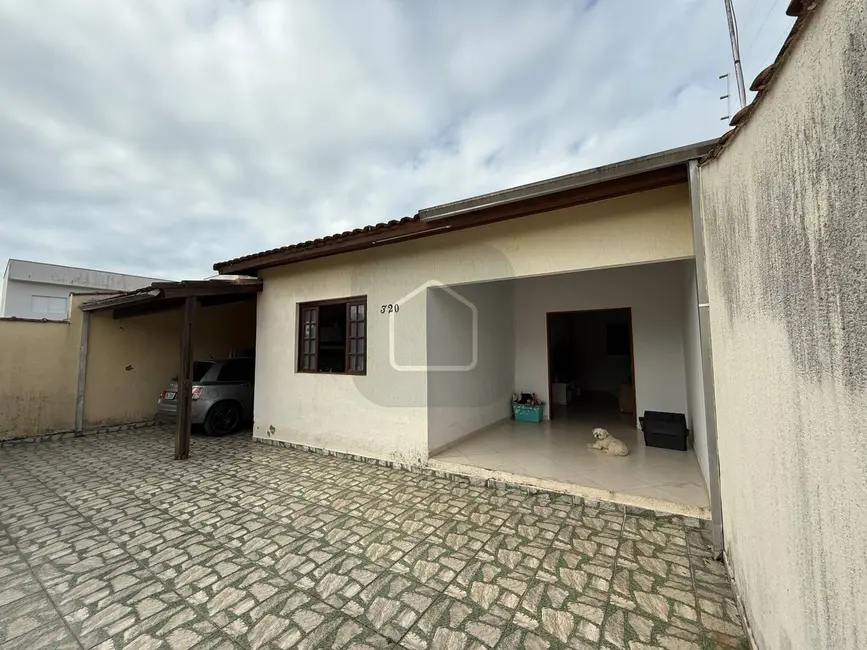 Foto 5 de Casa com 3 quartos à venda, 125m2 em Caraguatatuba - SP