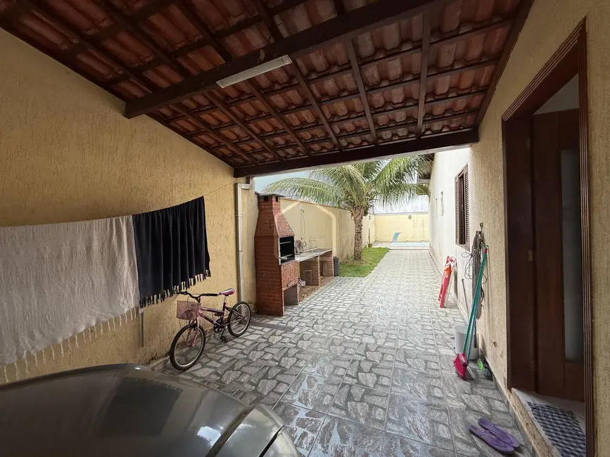 Foto 6 de Casa com 3 quartos à venda, 125m2 em Caraguatatuba - SP