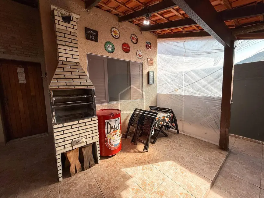 Foto 7 de Casa com 2 quartos à venda, 128m2 em Jardim Jaqueira, Caraguatatuba - SP