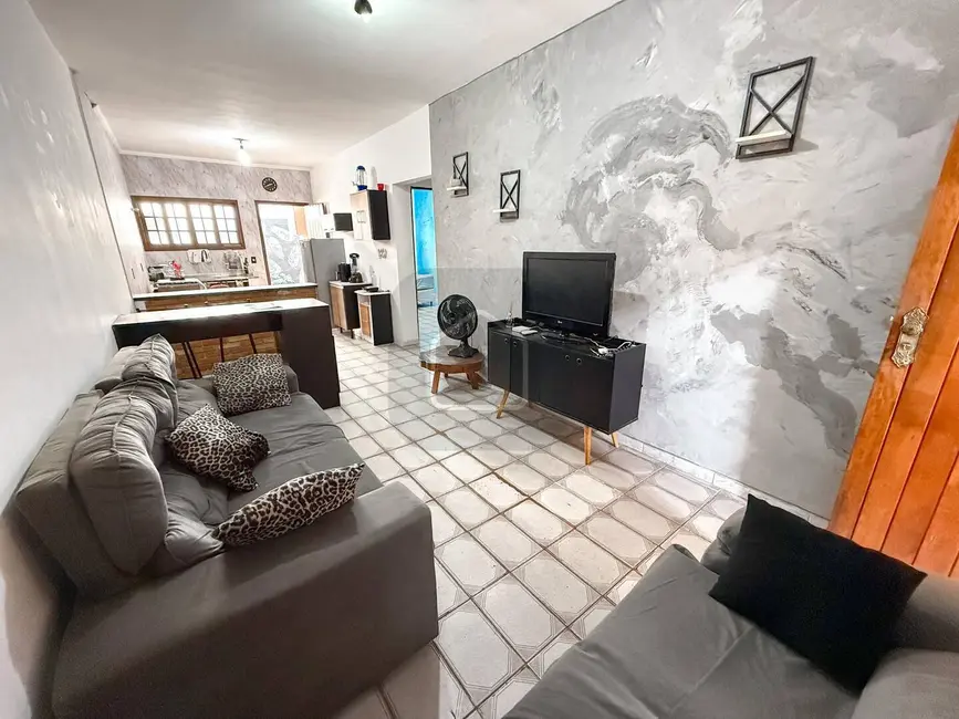 Foto 8 de Casa com 2 quartos à venda, 128m2 em Jardim Jaqueira, Caraguatatuba - SP