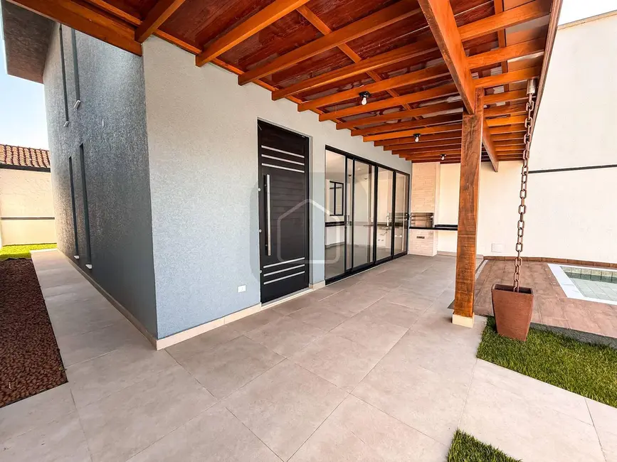 Foto 9 de Casa com 4 quartos à venda, 250m2 em Caraguatatuba - SP