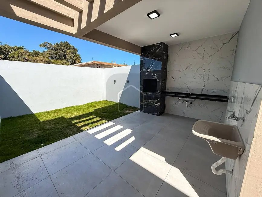 Casa com 3 quartos à venda, 80m2 em Balneário dos Golfinhos, Caraguatatuba - SP - imagem 5 Foto 5 de Casa com 3 quartos à venda, 80m2 em Balneário dos Golfinhos, Caraguatatuba - SP