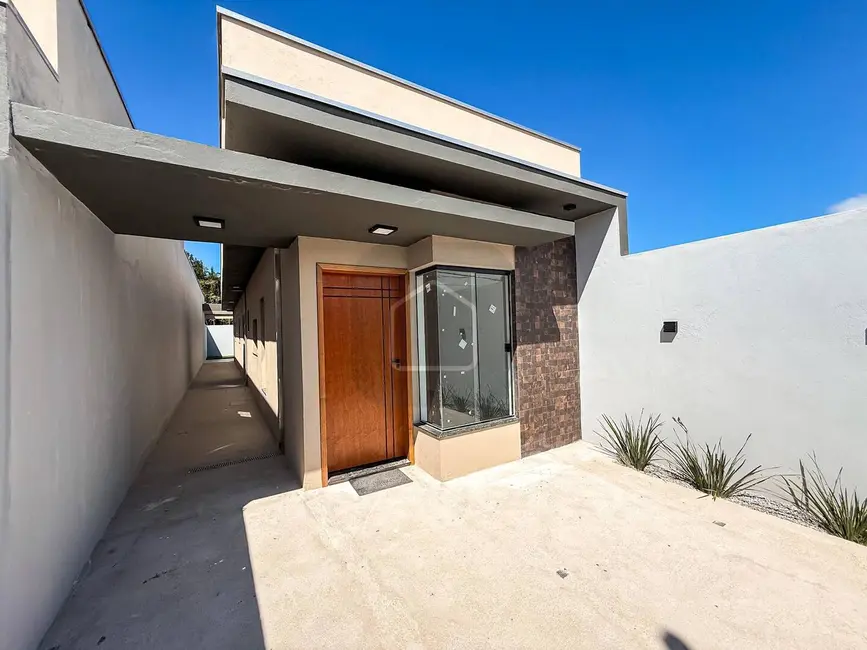 Foto 1 de Casa com 3 quartos à venda, 80m2 em Balneário dos Golfinhos, Caraguatatuba - SP