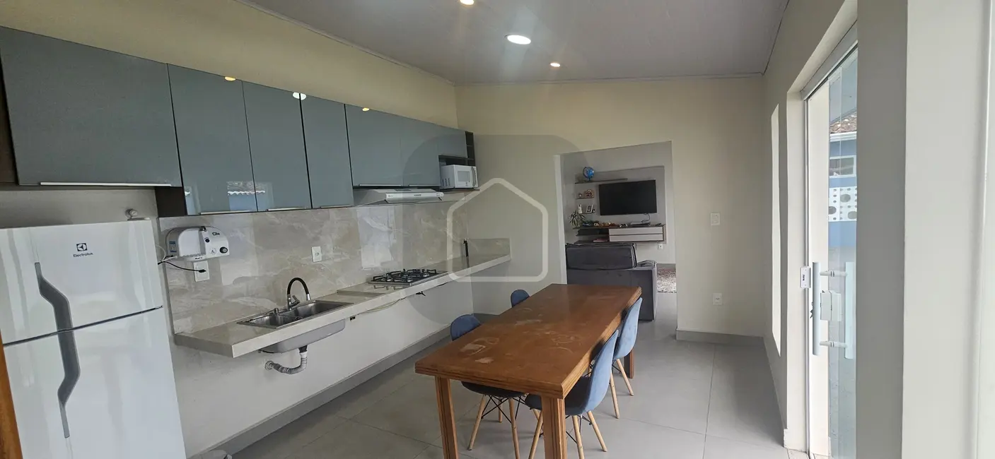 Casa com 3 quartos à venda, 250m2 em Caputera, Caraguatatuba - SP - imagem 7 Foto 7 de Casa com 3 quartos à venda, 250m2 em Caputera, Caraguatatuba - SP