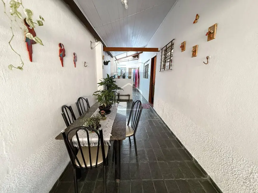 Foto 9 de Casa com 2 quartos à venda, 126m2 em Caraguatatuba - SP