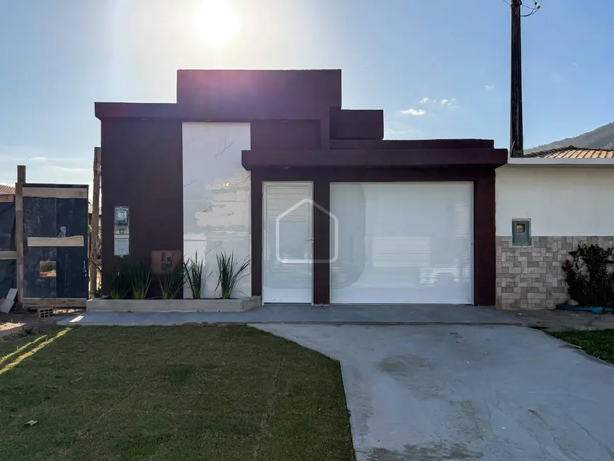 Foto 5 de Casa com 3 quartos à venda, 245m2 em Jardim das Gaivotas, Caraguatatuba - SP