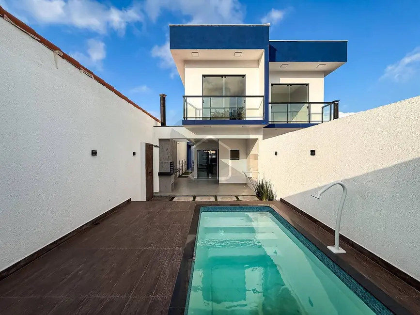 Foto 4 de Casa com 3 quartos à venda, 150m2 em Caraguatatuba - SP