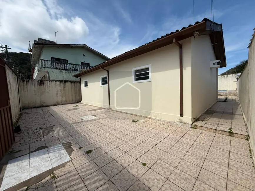 Foto 2 de Casa com 3 quartos à venda, 420m2 em Sumaré, Caraguatatuba - SP