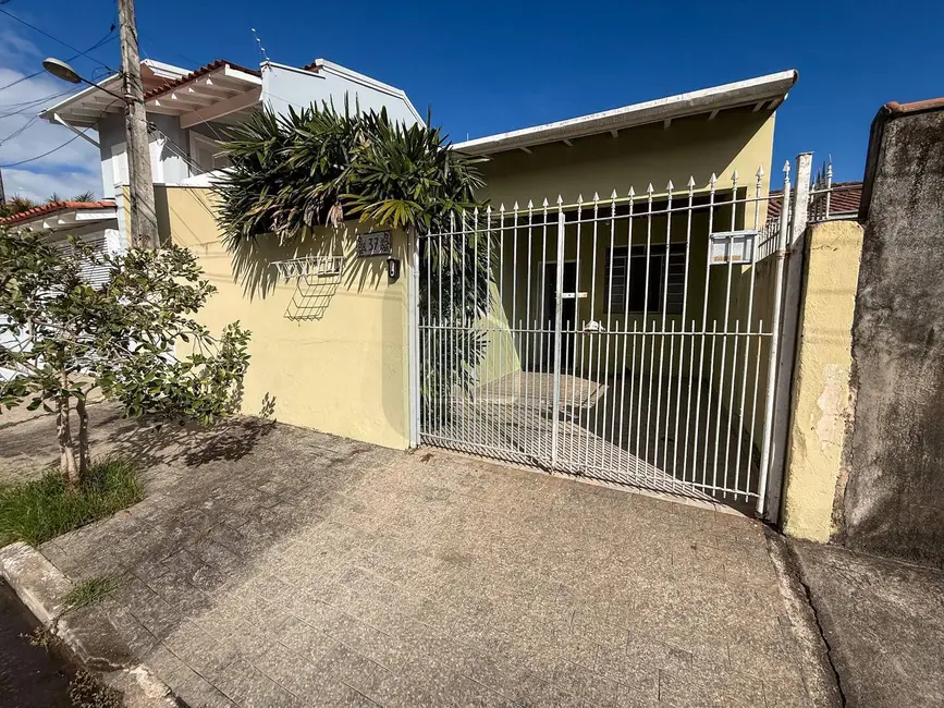 Foto 2 de Casa com 2 quartos à venda, 104m2 em Caraguatatuba - SP