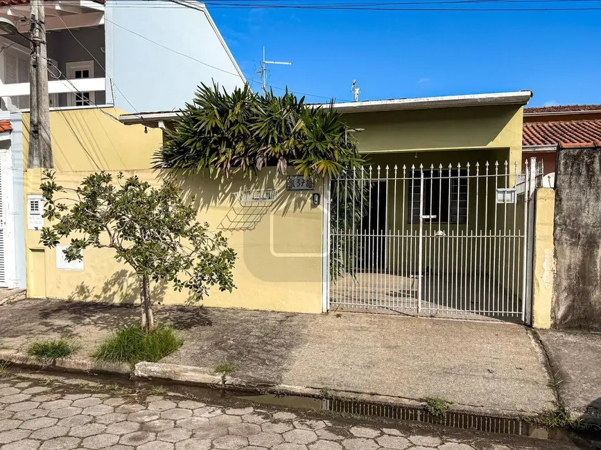 Foto 3 de Casa com 2 quartos à venda, 104m2 em Caraguatatuba - SP