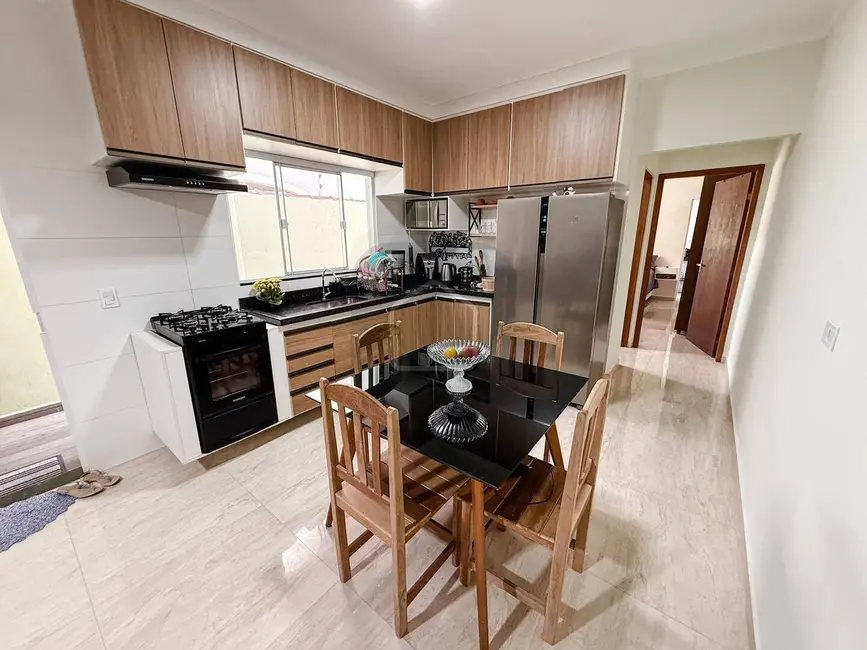 Foto 3 de Casa com 2 quartos à venda, 125m2 em Jardim Porto Novo, Caraguatatuba - SP