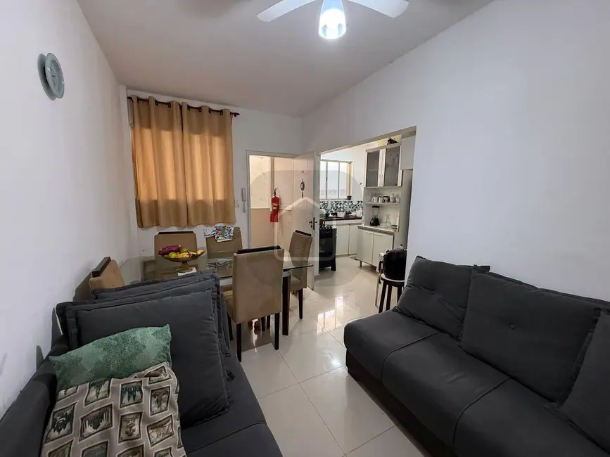 Apartamento com 2 quartos à venda em Centro, Caraguatatuba - SP - imagem 6 Foto 6 de Apartamento com 2 quartos à venda em Centro, Caraguatatuba - SP