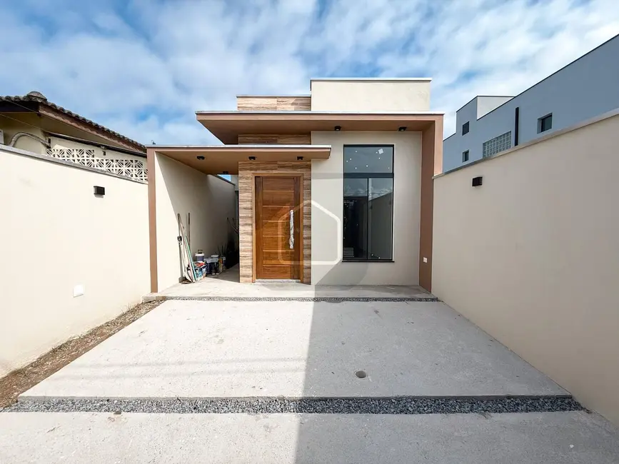 Foto 2 de Casa com 2 quartos à venda, 125m2 em Balneário dos Golfinhos, Caraguatatuba - SP