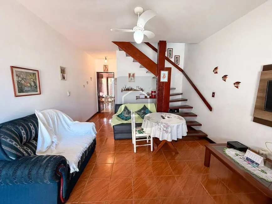 Foto 4 de Casa com 2 quartos à venda, 144m2 em Martim de Sá, Caraguatatuba - SP