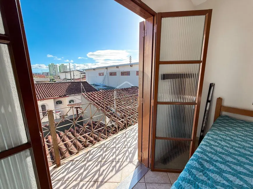 Foto 8 de Casa com 3 quartos à venda, 303m2 em Indaiá, Caraguatatuba - SP