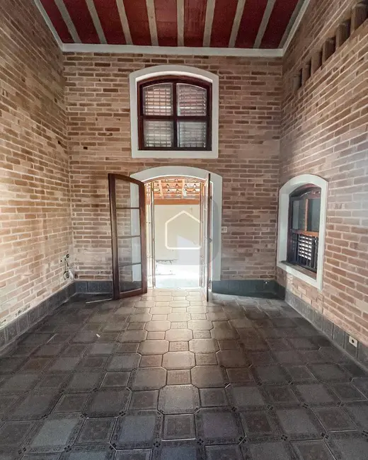 Foto 6 de Casa com 3 quartos à venda, 330m2 em Jardim Primavera, Caraguatatuba - SP