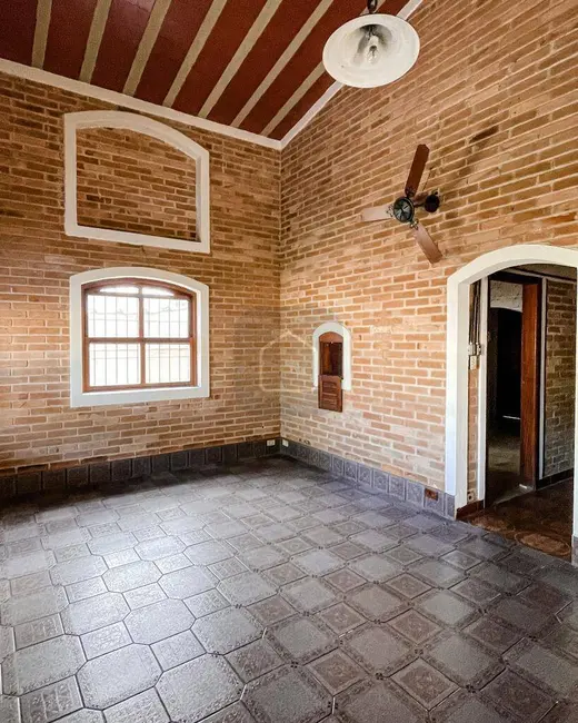 Foto 8 de Casa com 3 quartos à venda, 330m2 em Jardim Primavera, Caraguatatuba - SP