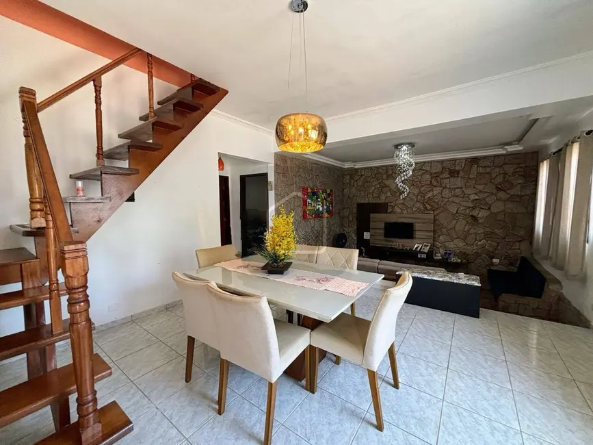Foto 6 de Casa com 3 quartos à venda, 386m2 em Pontal de Santa Marina, Caraguatatuba - SP