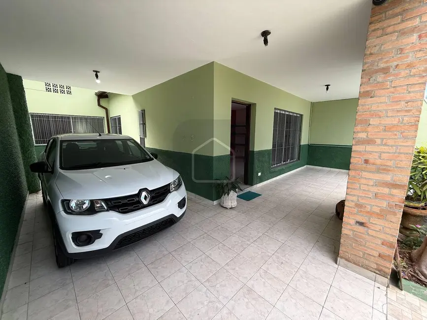 Foto 3 de Casa com 3 quartos para alugar, 300m2 em Jardim Primavera, Caraguatatuba - SP