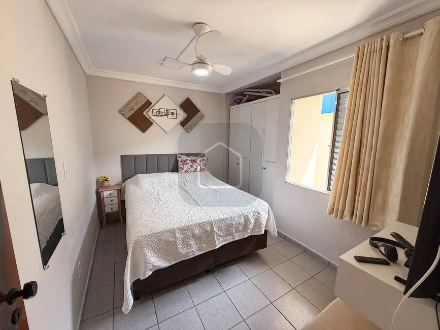 Foto 8 de Apartamento com 2 quartos à venda, 65m2 em Jardim Casa Branca, Caraguatatuba - SP