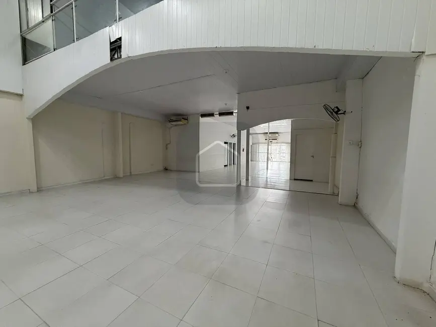 Foto 8 de Armazém / Galpão à venda e para alugar, 400m2 em Caraguatatuba - SP