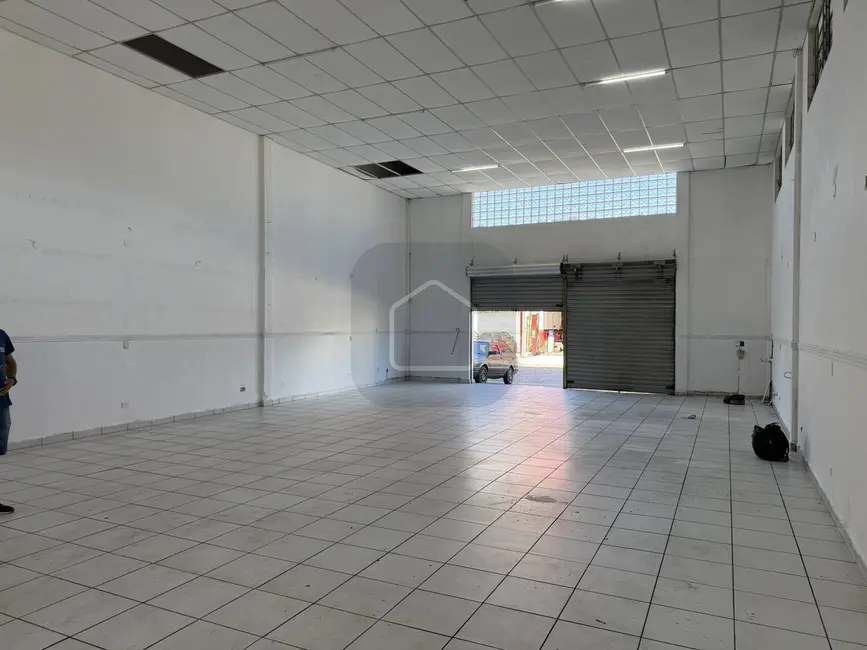 Foto 6 de Sala Comercial para alugar, 200m2 em Jardim Primavera, Caraguatatuba - SP