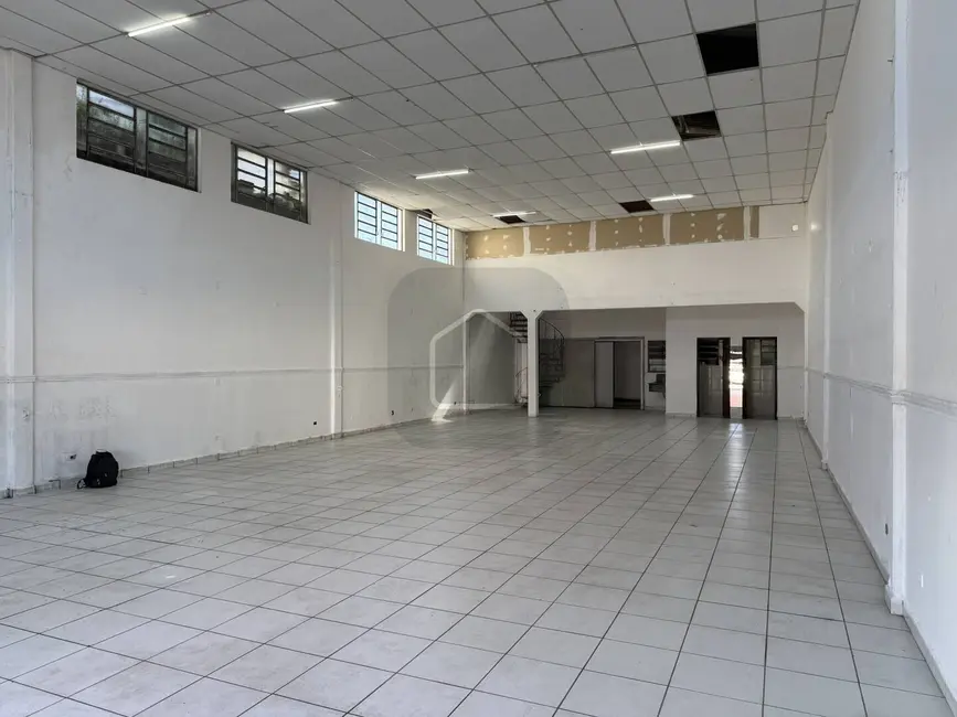 Foto 3 de Sala Comercial para alugar, 200m2 em Jardim Primavera, Caraguatatuba - SP