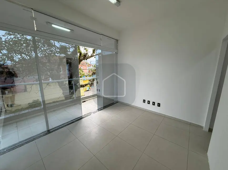 Foto 2 de Sala Comercial para alugar, 14m2 em Centro, Caraguatatuba - SP