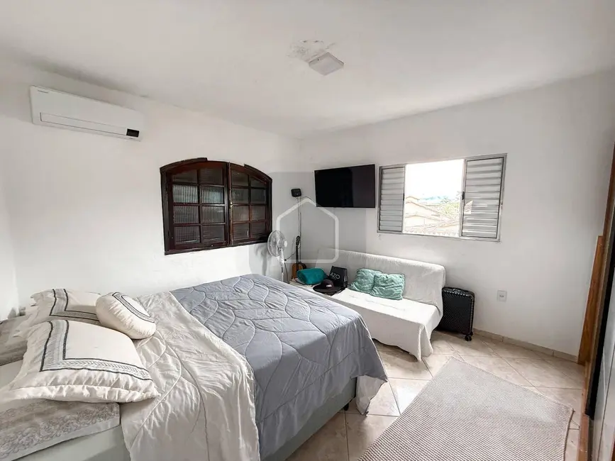 Foto 5 de Casa com 1 quarto para alugar em Benfica, Caraguatatuba - SP