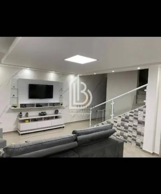 Sobrado com 3 quartos à venda, 150m2 em Vila Tupi, Sao Bernardo Do Campo - SP - imagem 9 Foto 9 de Sobrado com 3 quartos à venda, 150m2 em Vila Tupi, Sao Bernardo Do Campo - SP