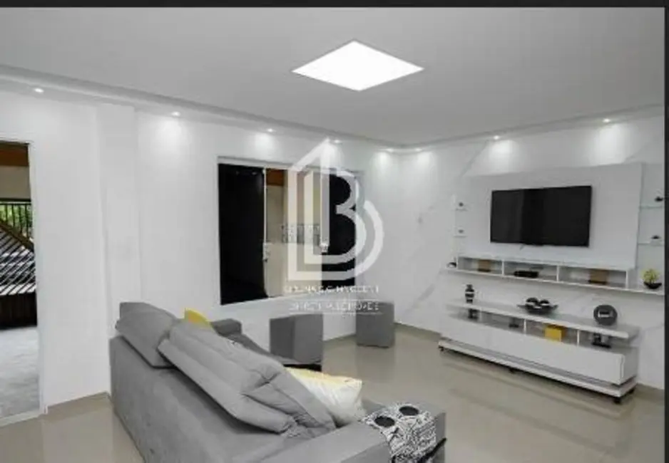 Sobrado com 3 quartos à venda, 150m2 em Vila Tupi, Sao Bernardo Do Campo - SP - imagem 5 Foto 5 de Sobrado com 3 quartos à venda, 150m2 em Vila Tupi, Sao Bernardo Do Campo - SP