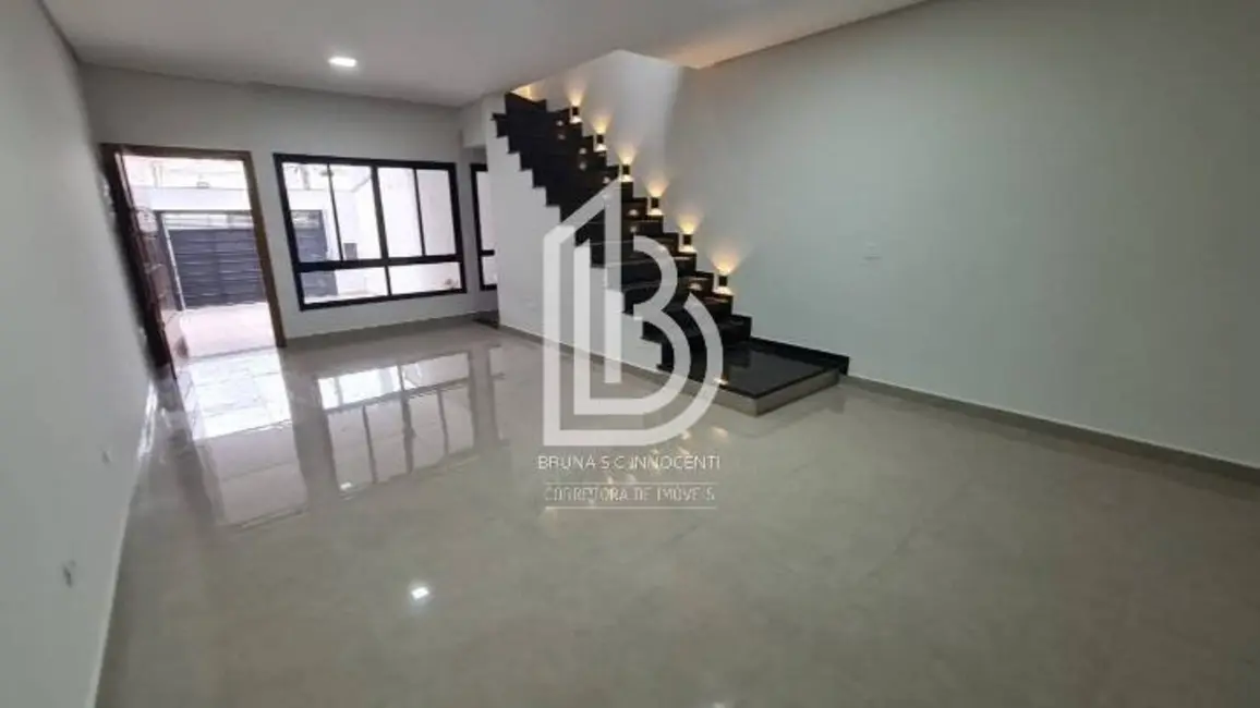 Sobrado com 3 quartos à venda, 194m2 em Osvaldo Cruz, Sao Caetano Do Sul - SP - imagem 5 Foto 5 de Sobrado com 3 quartos à venda, 194m2 em Osvaldo Cruz, Sao Caetano Do Sul - SP