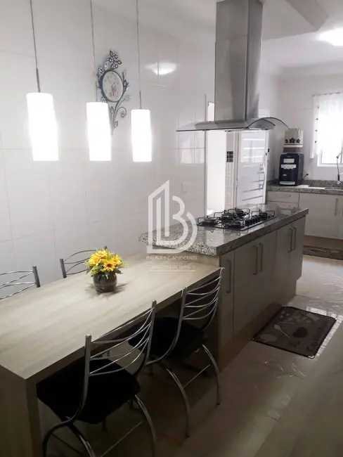 Sobrado com 3 quartos à venda, 230m2 em Boa Vista, Sao Caetano Do Sul - SP - imagem 6 Foto 6 de Sobrado com 3 quartos à venda, 230m2 em Boa Vista, Sao Caetano Do Sul - SP