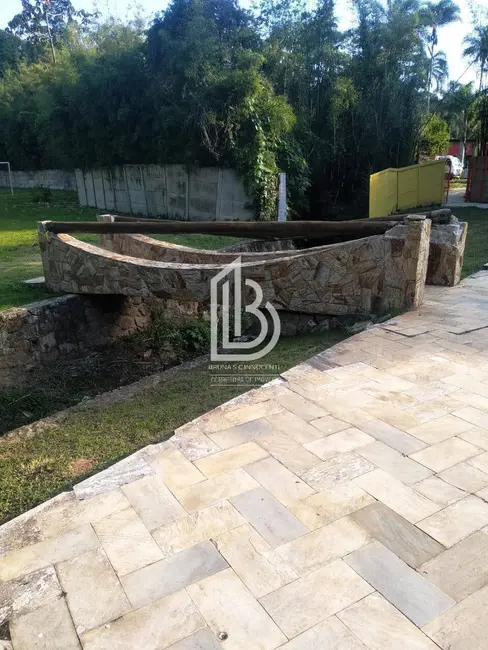 Chácara com 2 quartos à venda, 560m2 em Jardim Ponta-Porã (Mailasqui), Sao Roque - SP - imagem 7 Foto 7 de Chácara com 2 quartos à venda, 560m2 em Jardim Ponta-Porã (Mailasqui), Sao Roque - SP