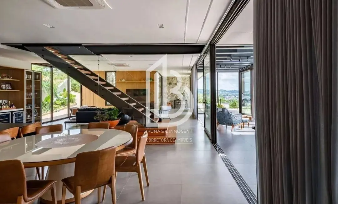 Foto 9 de Casa de Condomínio com 3 quartos à venda, 550m2 em Vila Santo Antônio, Sao Roque - SP