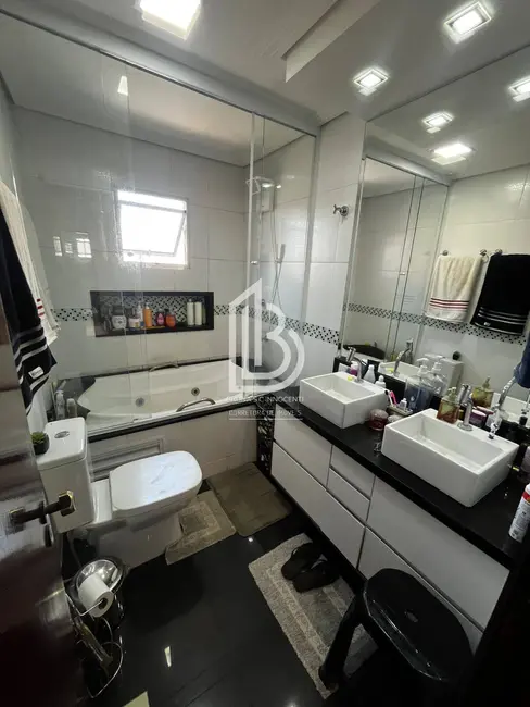 Foto 3 de Casa com 3 quartos à venda, 225m2 em Olímpico, Sao Caetano Do Sul - SP