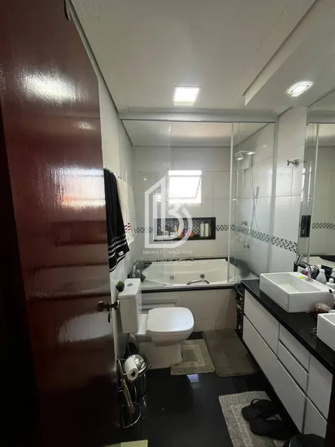 Foto 5 de Casa com 3 quartos à venda, 225m2 em Olímpico, Sao Caetano Do Sul - SP