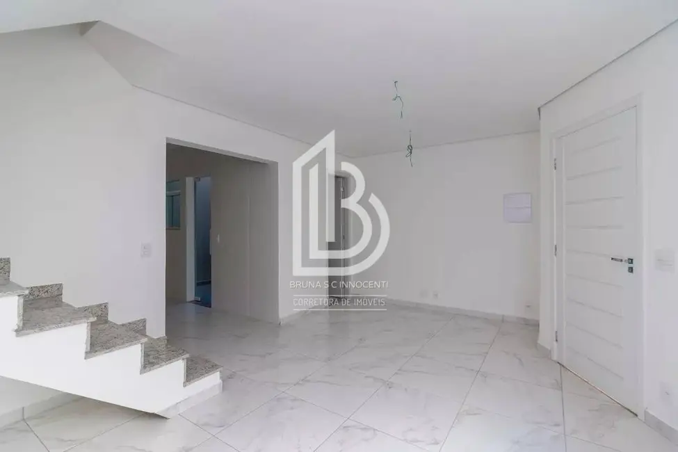 Foto 2 de Casa de Condomínio com 3 quartos à venda, 160m2 em Jardim Santa Inês, São Paulo - SP