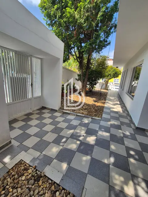 Foto 2 de Sobrado com 3 quartos à venda, 319m2 em Dos Casa, Sao Bernardo Do Campo - SP