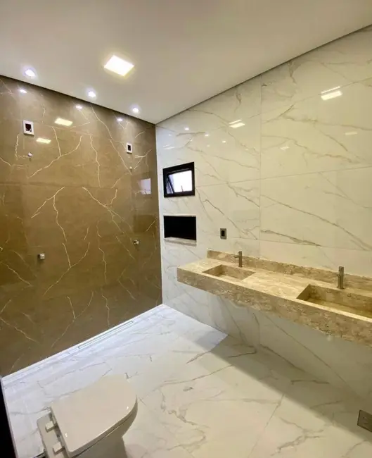 Casa com 3 quartos à venda, 306m2 em Jardim Imperial II, Cuiaba - MT - imagem 5 Foto 5 de Casa com 3 quartos à venda, 306m2 em Jardim Imperial II, Cuiaba - MT