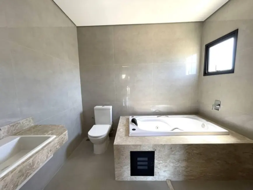 Casa de Condomínio com 3 quartos à venda, 317m2 em Jardim Imperial II, Cuiaba - MT - imagem 8 Foto 8 de Casa de Condomínio com 3 quartos à venda, 317m2 em Jardim Imperial II, Cuiaba - MT