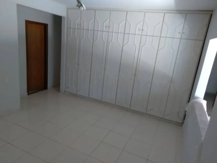 Foto 5 de Casa de Condomínio com 4 quartos à venda, 550m2 em Boa Esperança, Cuiaba - MT