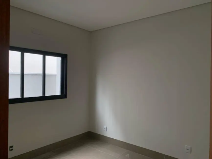 Casa de Condomínio com 3 quartos à venda, 143m2 em Cuiaba - MT - imagem 4 Foto 4 de Casa de Condomínio com 3 quartos à venda, 143m2 em Cuiaba - MT