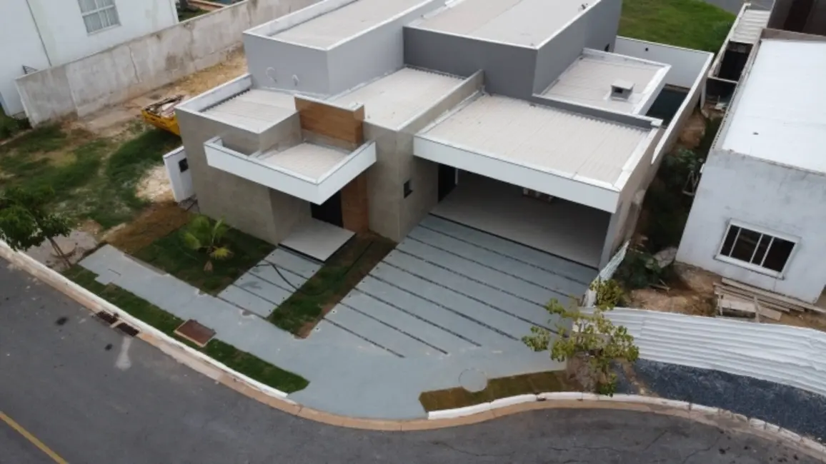 Casa de Condomínio com 3 quartos à venda, 218m2 em Cuiaba - MT - imagem 8 Foto 8 de Casa de Condomínio com 3 quartos à venda, 218m2 em Cuiaba - MT