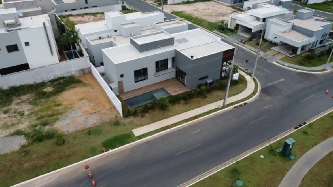 Casa com 3 quartos à venda, 214m2 em Cuiaba - MT - imagem 3 Foto 3 de Casa com 3 quartos à venda, 214m2 em Cuiaba - MT